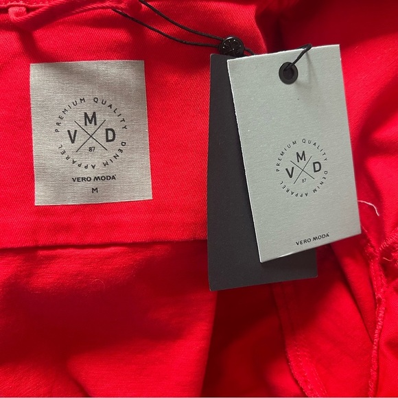 Vero Moda Vibrant Red Button Down Jacket, NWT, Size Medium - Picture 6 of 7